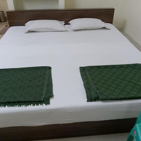 Bssk Comforts Inn Tiruchirappalli Zewnętrze zdjęcie