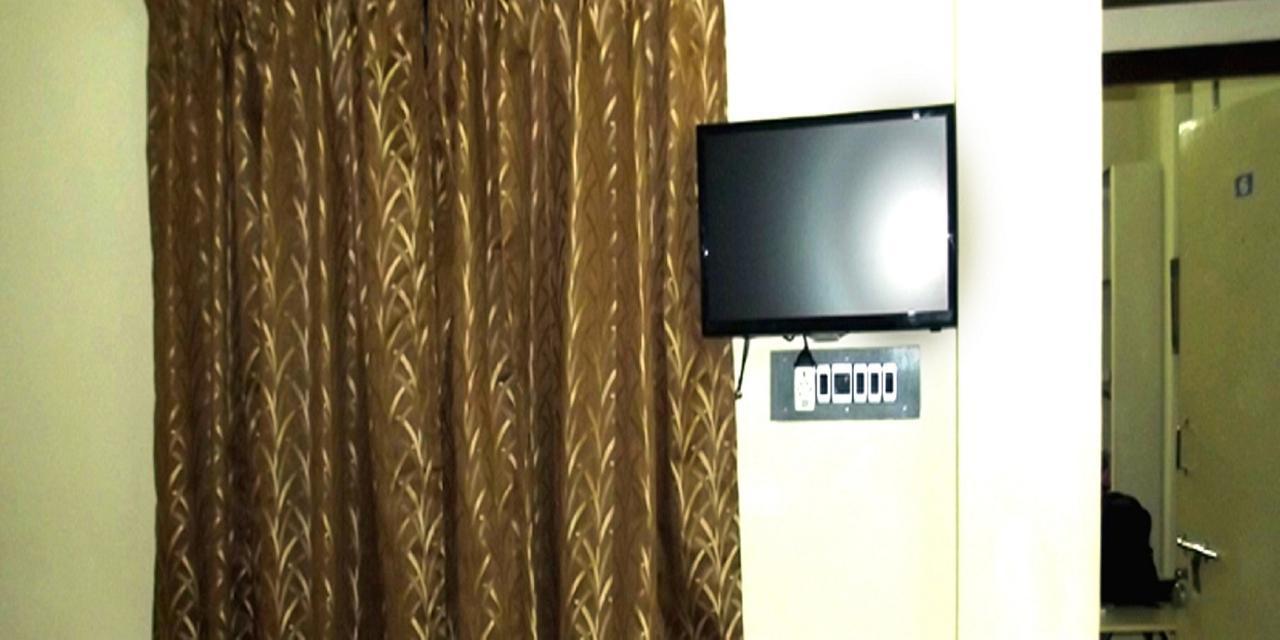 Bssk Comforts Inn Tiruchirappalli Zewnętrze zdjęcie